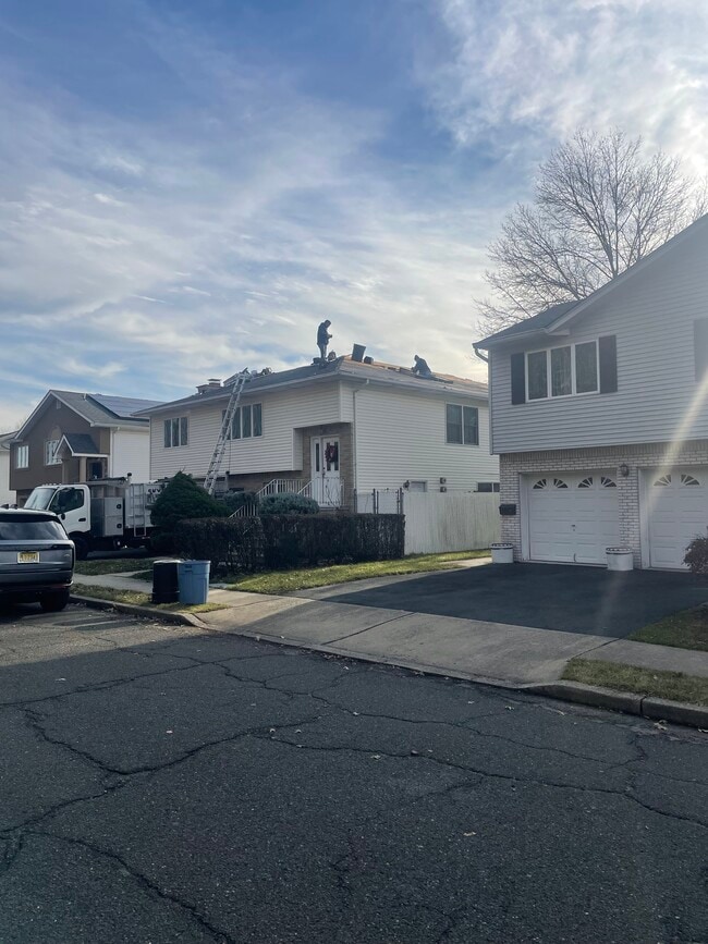 246 Lee St, Unit 1