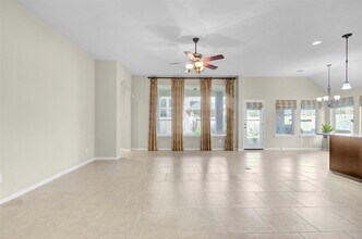 2513 Golfcrest Dr in Houston, TX - Building Photo - Building Photo