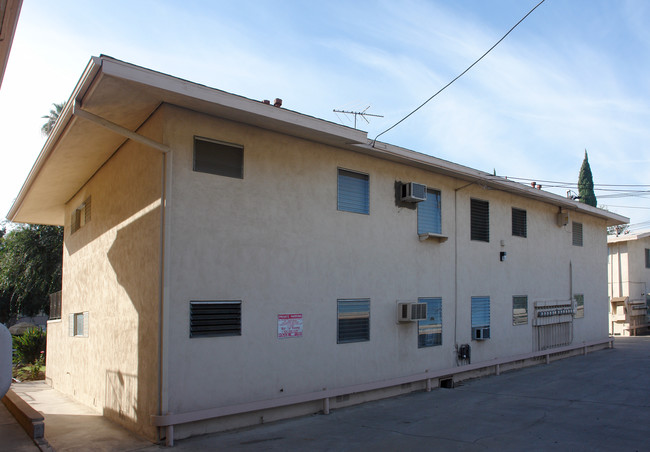 Magnolia Arms in Riverside, CA - Foto de edificio - Building Photo