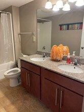 1735 Lake Ave in Knoxville, TN - Foto de edificio - Building Photo