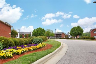 Hampton Village Rocky Mount in Rocky Mount, NC - Building Photo - Building Photo