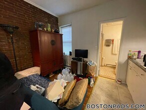888 Huntington Ave in Boston, MA - Building Photo - Building Photo