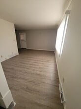 West View Townhomes in Milwaukee, WI - Foto de edificio - Interior Photo