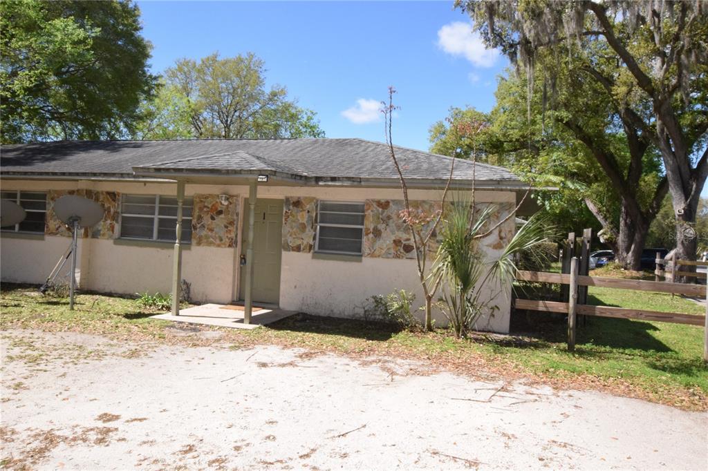 1801 Center St in Leesburg, FL - Building Photo