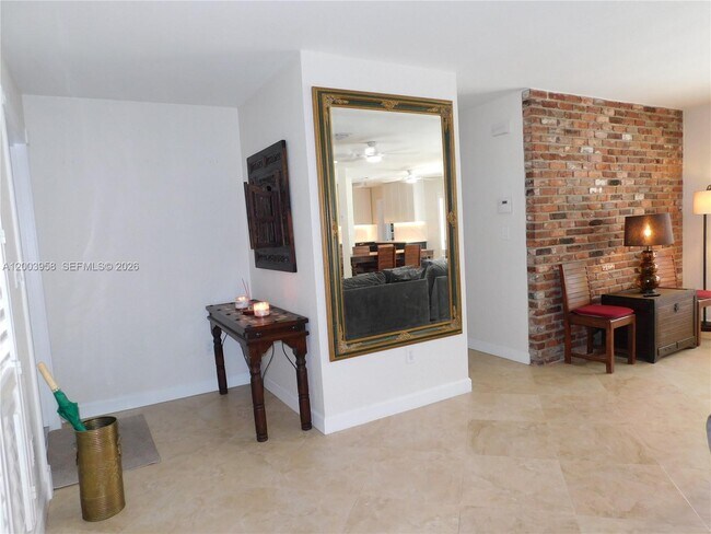 108 NE 30th St in Wilton Manors, FL - Building Photo - Building Photo