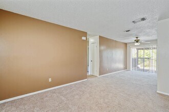 221 Mary Lou Dr in Del Rio, TX - Building Photo - Building Photo