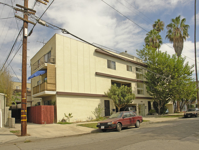 7655 De Longpre Ave in Los Angeles, CA - Building Photo - Building Photo