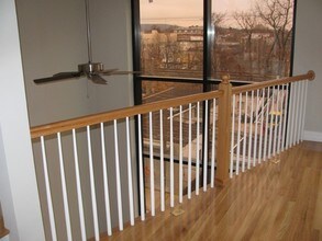 256 Reock St in Orange, NJ - Foto de edificio - Interior Photo