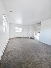 806 8th St N in Wahpeton, ND - Foto de edificio - Building Photo