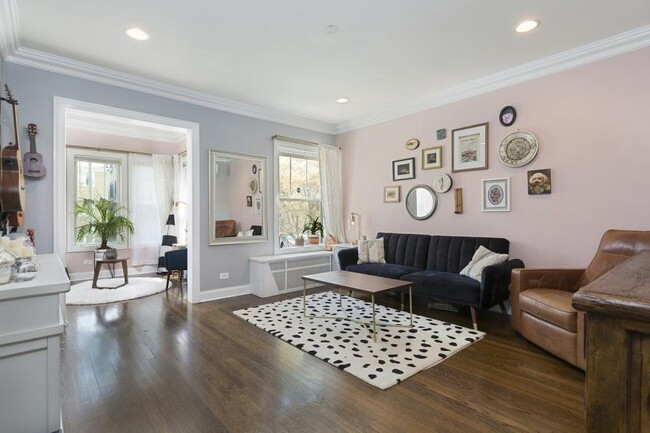 property at 4852 N Talman Ave