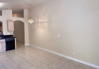 510 Sparrow Gull Ct in North Las Vegas, NV - Foto de edificio - Building Photo