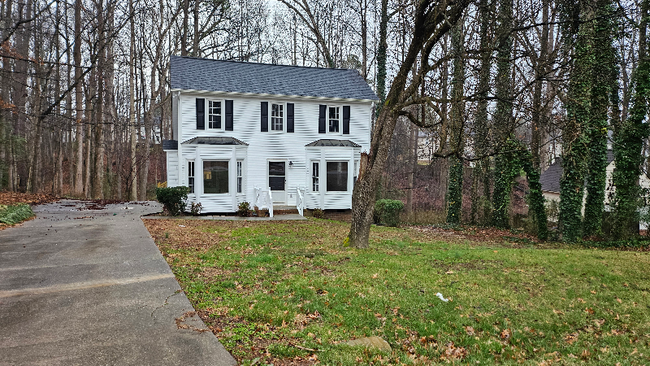 property at 1908 Red Oak Ln
