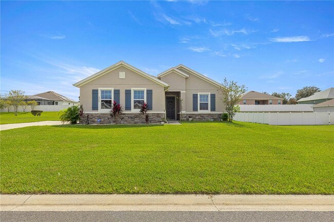 property at 4744 SE 36th St