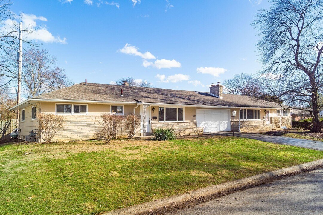 4232 Eastlea Dr in Columbus, OH - Foto de edificio
