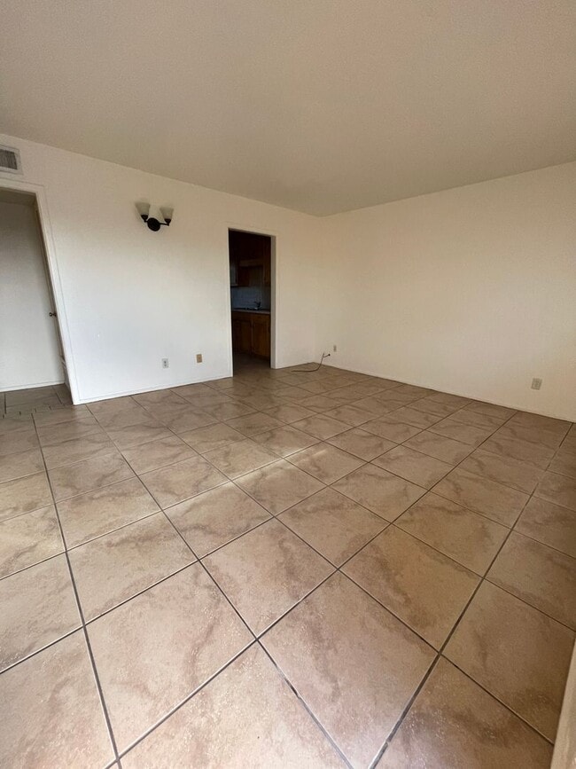 property at 1825 Payne St
