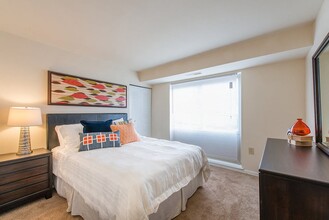 Woods at Addison in Capitol Heights, MD - Foto de edificio - Building Photo