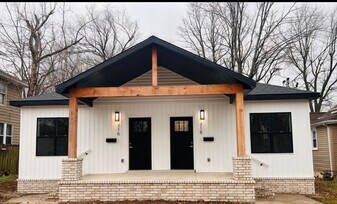 718 W Division St in Springfield, MO - Building Photo