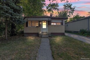 5627 Gertrude St in Dearborn Heights, MI - Building Photo