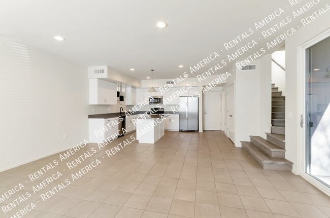 872 E Park Modern Dr in Tucson, AZ - Foto de edificio - Building Photo