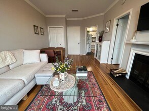 1830 California St NW in Washington, DC - Building Photo - Building Photo