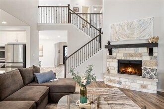 5621 Cypress Ranch Blvd in Spicewood, TX - Building Photo - Building Photo