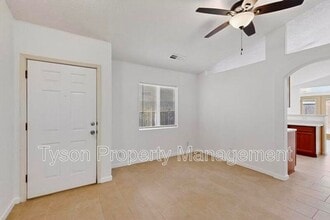 4740 Jessica Dr NE in Rio Rancho, NM - Building Photo - Building Photo