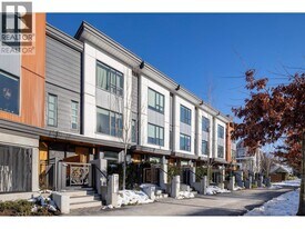2728 Acadia Rd in Vancouver, BC - Building Photo