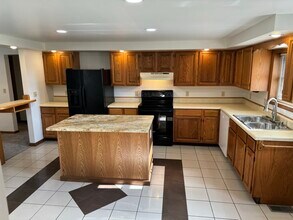 7255 Gomer Rd in Gomer, OH - Building Photo - Building Photo