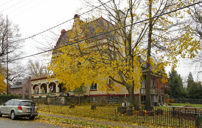 5922-5960 Wellesley Ave in Pittsburgh, PA - Building Photo - Building Photo