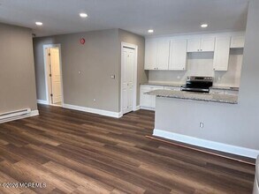 204 Covered Bridge Blvd in Englishtown, NJ - Building Photo - Building Photo