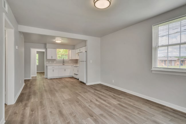 100 Old Trail Ct in Nashville, TN - Building Photo - Building Photo
