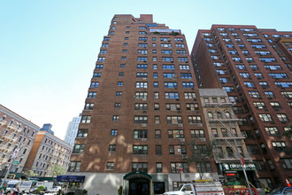 1485 York Ave in New York, NY - Building Photo - Building Photo