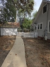 705 E Water Ave in Geneva, AL - Building Photo - Building Photo