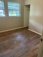 411 Lindenwood Dr in Bartlesville, OK - Building Photo - Building Photo