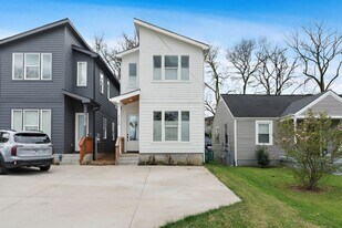 212 Queen Ave in Nashville, TN - Building Photo