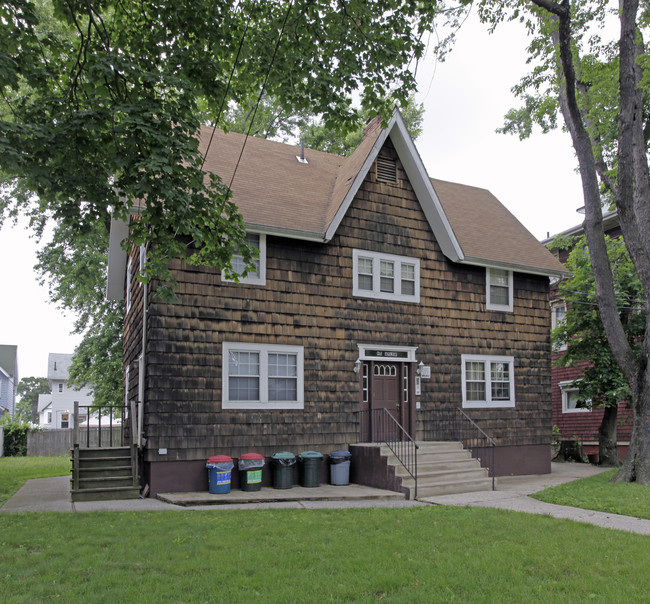 98 Taylor St in Staten Island, NY - Building Photo - Building Photo