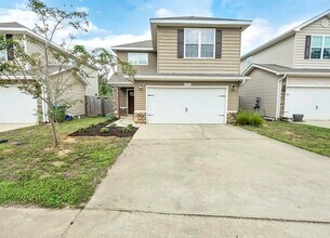 220 Wainwright Dr in Crestview, FL - Building Photo - Building Photo