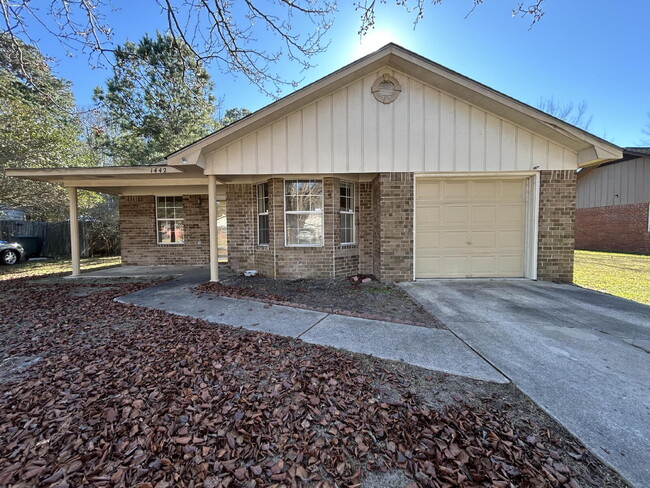 property at 1442 Firefinder Ln