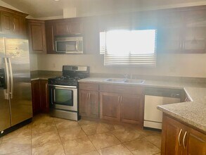 7324 Vista De Sobre Dr in Las Cruces, NM - Building Photo - Building Photo