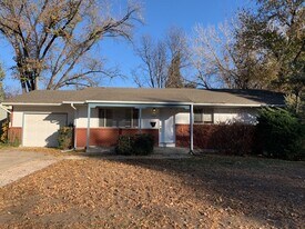 1304 Fairview Dr in Fort Collins, CO - Building Photo