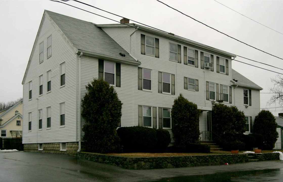 7 Appleton St in Danvers, MA - Foto de edificio