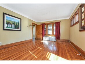 561 Gotzian St in St. Paul, MN - Building Photo - Building Photo