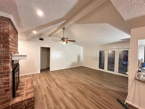 2108 Blossom Ln in Richardson, TX - Building Photo - Building Photo