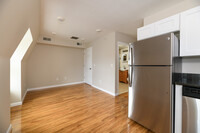 241 Havre St, Unit 3 in Boston, MA - Building Photo - Building Photo