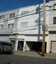 239 Price St in Daly City, CA - Building Photo - Building Photo