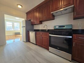 183 Kent St in Brookline, MA - Building Photo