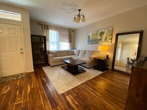 2218 Central Park Ln in Grand Prairie, TX - Building Photo - Building Photo