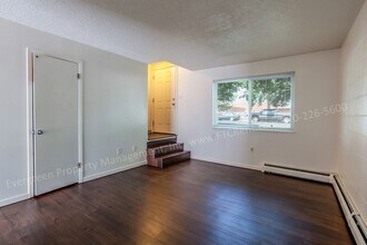 1606 N Estrella Ave in Loveland, CO - Building Photo - Building Photo