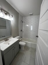 607 Fulton St E in Grand Rapids, MI - Foto de edificio - Building Photo