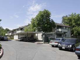 Fairwood Apartments in Carmichael, CA - Building Photo